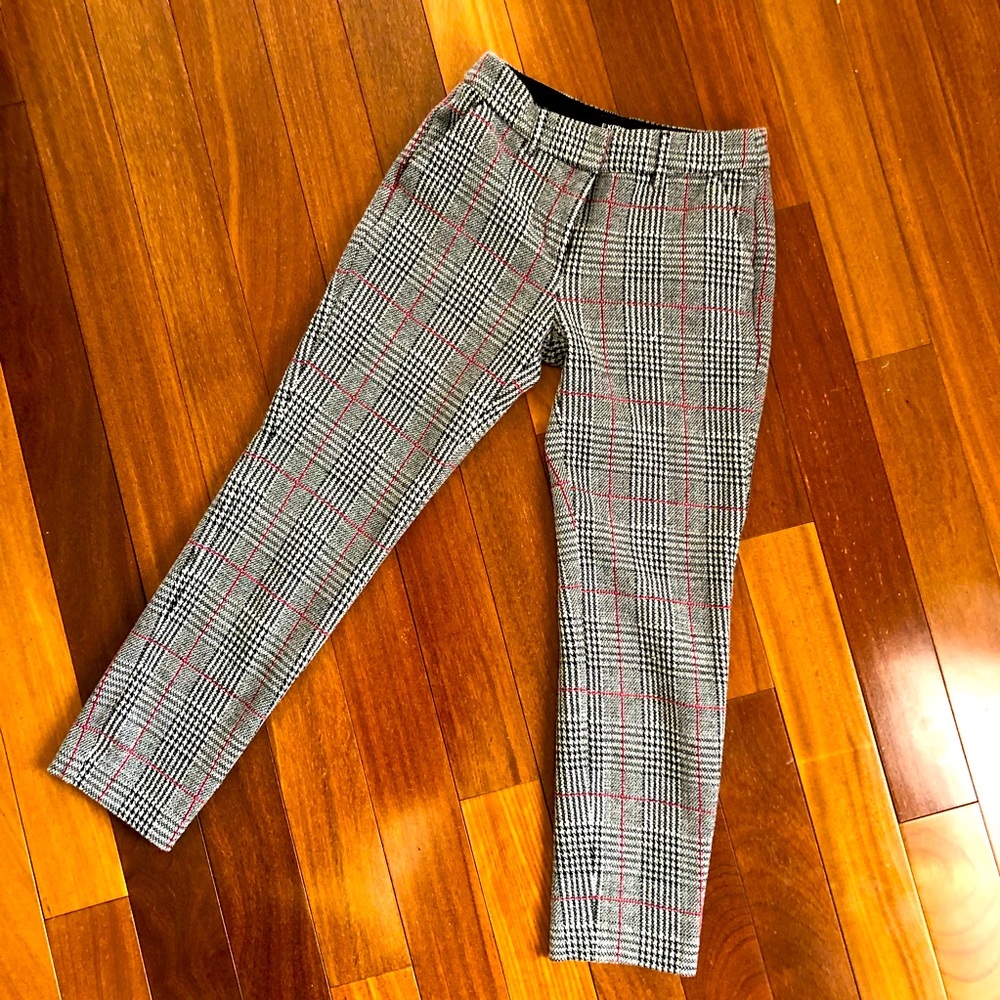 Classic patterned cropped tweed pants